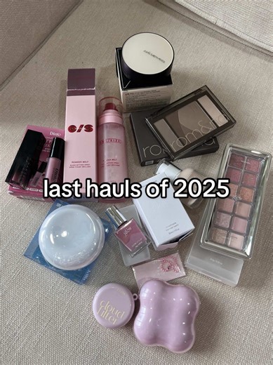 Last Makeup Hauls of 2025: Unboxing New Trends