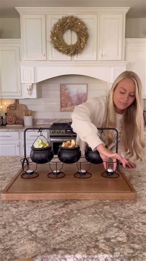 DIY caramel apple dipping bar! 🍂🍎