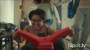 Google Shopping TV Spot, 'Shop With Your Camera'