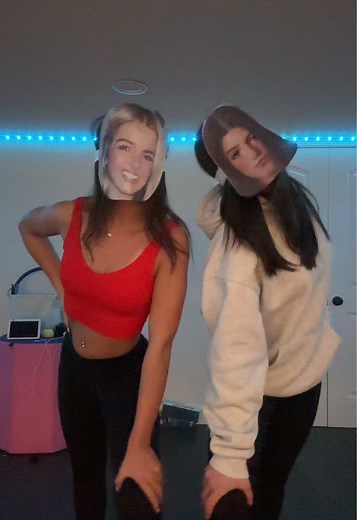 Charli D'amelio and Addison Rae💝 #dancefor2 #fyp #squishy #dance #foryou