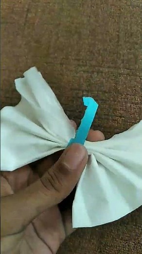 how to make a bow using tissue paper