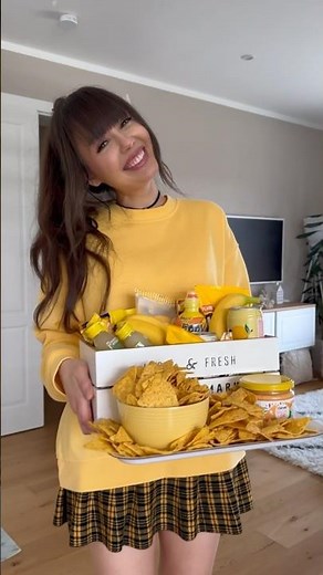 Regenbogen-Board-Party mit Freunden - TikTok Trend 🌈 8/100 neue Dinge #ViktoriaSarina