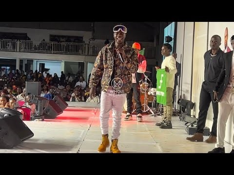 ALIENSKIN PERFORMANCE AT COMEDY STORE | UMA SHOW GROUND