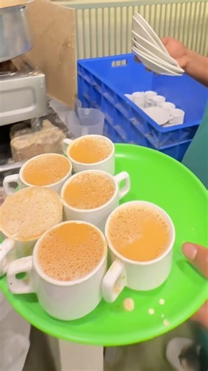 Hyderabads famous irani chai | Mister irani | Street Food Hyderabad #chai #streetfood