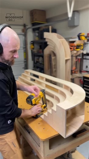 Andriy Vronskyy on Instagram: "I have created a detailed STEP-by-STEP tutorial on how to build a 3D Layered Arch 7ft tall by 6ft wide 🙌 LINK IN BIO 🎉 Now I’m adding a Bonus Build! A special design 6.5ft x4ft Layered Arch specifically to fit in almost any SUV 🚙🙌 enjoy! The PDF for this design is already up! 🧰⚒️ For all of the tools I’m using check the link in my bio 🔎 🎓 If you want to know more about what wood do I use, where to get it, how 