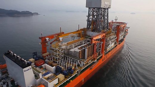 West Auriga is a 6th generation drillship built by Samsung for Seadrill. . Mud pumps 4 x NOV 14-P-220 .. Pressure rating 7500 PSI Derrick 1 x 1250 st (main) 1 x 1000 st (aux) Drawworks NOV 1250 NOV 1000 Racking capacity 260 std. 6 5/8” DP 110 std 5 7/8” DP Top drive 1 x 1250 TDX 1 x 1000 HPS Rotary table 75 ½” and 60 ½” Iron roughneck 2 x Hydratong MPT 200 BOP Shaffer - 18 3/4” - 15K 7 Ram Rated Water Depth: 12,000 ft Rated Drilling Depth: 37,000 ft Region: N. America - US GOM Rig Status: Drilli