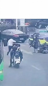 8.6K views · 200 reactions | He stopped the bus in the middle of the street to help a woman dealing with a terrible situation… | Positive | Facebook