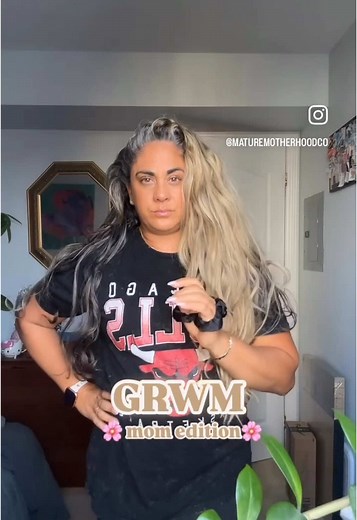 GRWM 🌸 mom edition 🌸 A messy bun is a must 😍 #grwm #grwmroutine #grwmmomedition #motherhood #maturemotherhood #momhumor #relatablemom