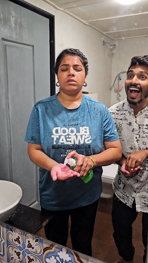 Hungry Birds on Instagram: "Akshada Ke Sath Yeh Kya Hogaya🤣😝 #holispecial😍 Follow Karo @the_hungry_birds_official!! . . . . . #hungrybirds #holi #holifestival #holihai #happyholi #holifestivalofcolours #holi2024 #holifunnyjokes #holifunnyvideo😉 #hungrybirdsreels #explore #instareels"