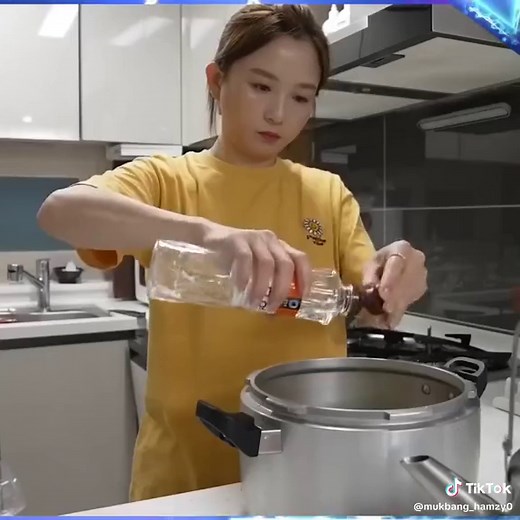 Delicious Hamzy Mukbang Eating Show