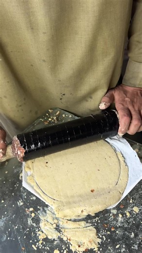 Unique viral sweet peanuts bread making recipe | viral street food