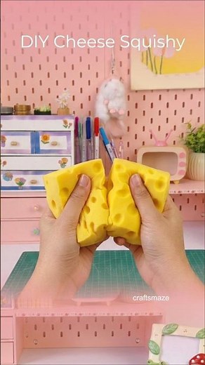 how to make a squishy at home without tape 🧀 #diy #papersquishy #satisfying