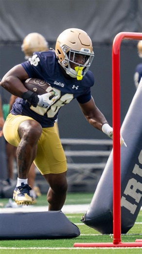 Aneyas Williams and the #NotreDame Running Backs Working On Quick Cuts