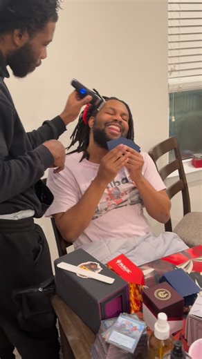 On Da Stack! on Instagram: "DAYYY 8 of MTG X BHM! Just bc its BHM dont get it twisted, we love diversity over here! Bfr though hit up @platinumblendz if you're in the DMV and need a fresh fade from a BLACK OWNED BUSINESS WUBURG GANG #blackhistorymonth #magicthegathering #diversity #funny #community"