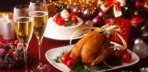 10 ways to indulge and stay healthy this holiday season
