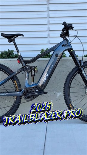 The 2026 Trailblazer Pro is absolutely INSANE ⚡️ This custom build features our brand new royal blue and dark gray dual-stage colorway and is absolutely loaded with top of the line components: ✅ 2000W power system with 185Nm of torque ✅ SRAM Transmission X0 ✅ 1050Wh battery for up to 50 miles of range ✅ Factory tuned DVO suspension ✅ Magura MT7 quad-piston brakes ✅ eThirteen Carbon wheels ✅ Continental Kryptotal 29x2.4 tires ✅ OneUp cockpit with fully integrated wiring If you want the most capab