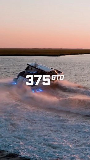 The second model in Galeon’s GTO line is here! The 375 GTO is fun, fast, and innovative. Revolutionary for its size class, the 375 GTO is available for you! #boatinglife #boats #gta #gto #fast #boating | MarineMax