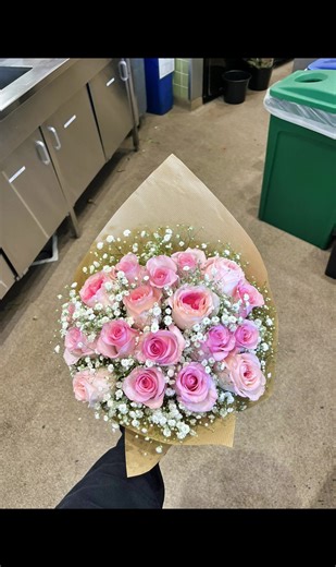 Simple and Beautiful Pink Flower Bouquet Ideas