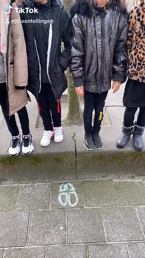 Op het schoolplein met mijn stage kinderen #noticeme #foryoupage #foryou #fy #fyp #savesta #savestachallenge