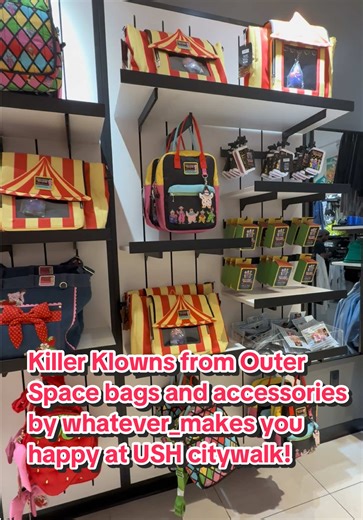 Killer Klowns from Outer Space Accessories Collection
