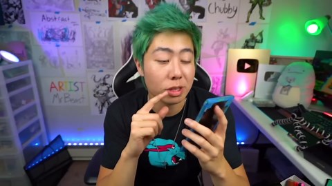 I Surprised MrBeast with Custom iPhones!