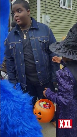 Teen Goes Viral for Biggie Smalls Costume 🤯