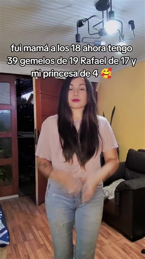 Madre de 4: Amor y Experiencias a los 18
