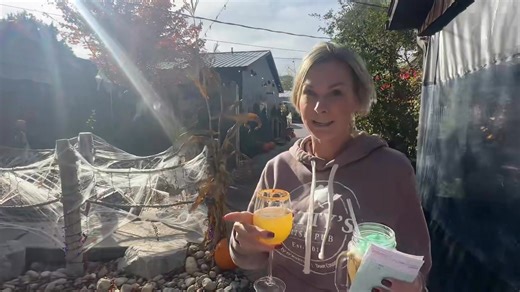 👻 Back-to-back weekends of Halloween FUN 🎃 at Kitty O'Reillys Irish Pub! This weekend (10/25) is Thrills & Chills at Kitty’s with all the proceeds going to the Boys & Girls Club of Door County! On Halloween, hundreds of dollars in prizes will be handed out for the Kitty’s Costume Contest, LIVE MUSIC & Halloween BASH!! | Let’s Go Door County