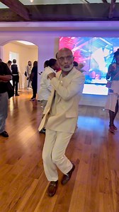 They had a LIVE BAND on the top floor at the 202Creates Con today, and y’all know what happened🔥🕺🏽 __________________________202 Creates Con was Amazing today! Thank God for our amazing Mayor Muriel Bowser for presenting this to our city in Washington DCThe hospitality, panels, entertainment and information was excellent!Can’t wait for the next event !!⚓️Bishop Oldes | Vance Oldes