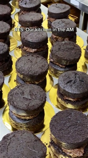 GULA Cakery on Instagram: "Mornings at Gula start with the smell of freshly baked cakes and the sound of our team doing what they love most 💛 From the first whisk to the final touch, everything’s made by hand and from the heart. Because every slice that reaches you starts right here in our kitchen, with love. Tag someone who needs a morning like this, or come taste the sweetness we start our day with 🍰✨"