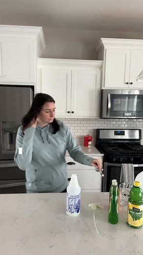 DIY Bathroom Cleaner Recipe: Easy & Affordable Homemade Solution