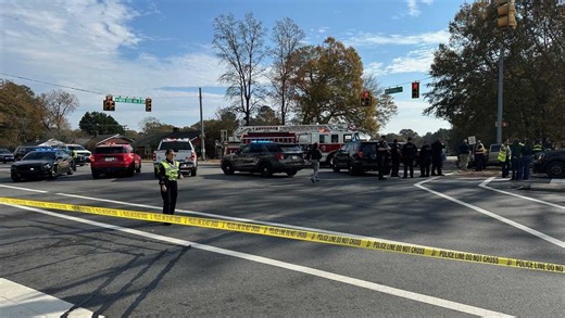 Coroner responds to crash in Anderson County