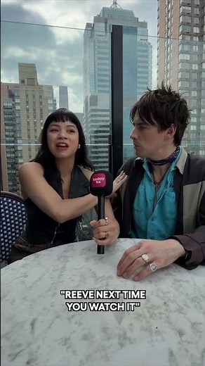 Eva Noblezada's favorite detail in the Hadestown proshot 👀