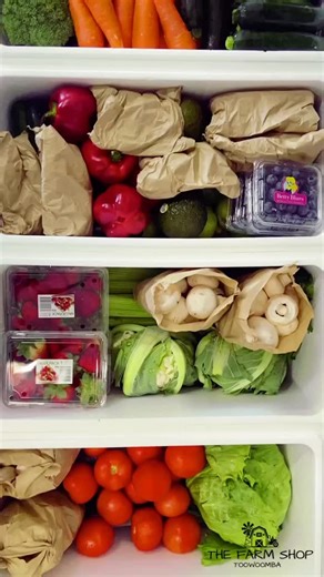 🌿Packed fresh. 🌿Packed local. 🌿Packed by people who know where every single item came from. 💕This is how real food should feel. . #thefarmshopfarmersmarket #keepyourfarmersclose #freshfromthefarm #farmfreshqld | The Farm Shop Farmers Market