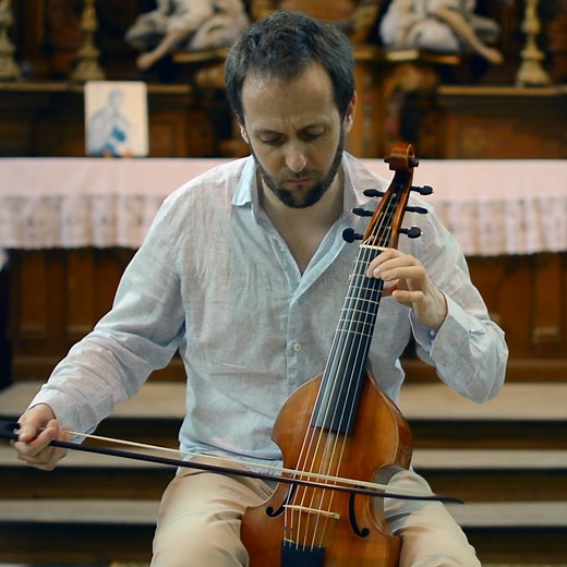 The upcoming Ramée recording 'The Cello Suites on Six Different Instruments' explores the ambiguity of the title Bach’s wife, Anna Magdalena, gave to his Suites à Violoncello Solo senza Basso (Suites for Solo Cello without Bass). Blending historical insight with each instrument’s unique colors, Ronan Kernoa performs the suites on six instruments: a treble viol, a seven-string bass viol, a four-string cello piccolo, a six-string bass viol, a grand four-string cello and a five-string cello piccolo