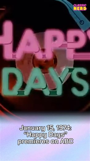 52 years ago TODAY, a leather jacket and a jukebox made the ’50s feel brand-new when “Happy Days” premiered in 1974! Set in the 1950s and early 60s, the show followed Richie Cunningham, his family, and his friends killing time, with Henry Winkler’s Fonzie turning cool into a weekly event. The mix of gentle family stories, retro rock and roll, and pure Fonzie cool turned it into one of TV’s biggest hits of the late 70s. It hit number one in the Nielsen ratings in 1976–77, ran for 11 seasons, and
