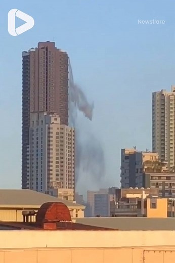 315K views · 2.1K reactions | A 6.4 magnitude Earthquake has shaken all the water from this rooftop pool!  | IGV | Facebook