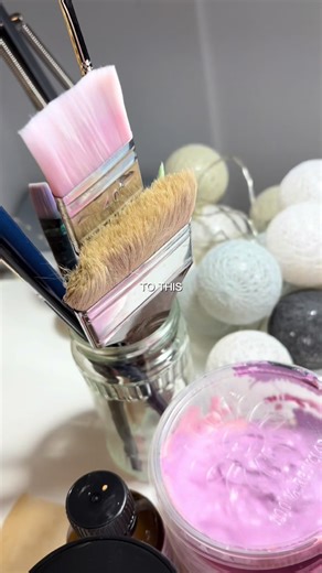 From “painting wherever there’s space” to having my own studio table 🤍🎨 This may seem small, but it’s a big deal for me. So grateful for my partner who made this happen (and for sacrificing the dining table for my hobby) 😄🤍 #Art #AcrylicPainting #ArtWork #Painting #ArtCommunity