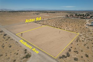 26 Auburn Ave, Adelanto, CA 92301 - MLS CV26043810 - Coldwell Banker