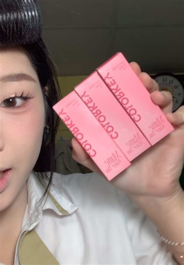 Son siêu lì #colorkeysuperbrandday #tiepsacsautet #tramtiepsac #swatchson #nhuynmyy