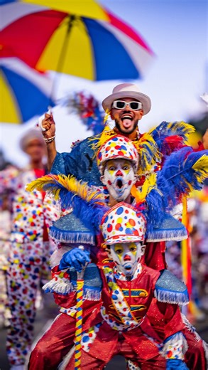 SLiM Y?UNG on Instagram: "Luister / issie Yster / gave her a bewyste / come we kuier / lay here / we can stay here / we can blaze here / chys her but never chase her / I never saver her / I wys her I tell her / hou vas i cant really go for that / im the Youngsta whose getting to old for rap / I got the honne got the goats and the Doja cats / so better watch what you say like its open chats / I am the colonel / call me Sir Trill / giving rappers referrals / call Cyril / I know him personal / I’m 