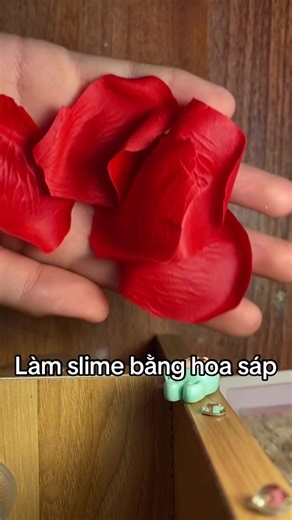 Làm Slime Bằng Hoa Sáp: Kết Quả Thú Vị