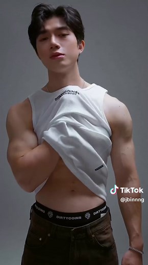 MASSAGE BODY FOR MEN #massagetherapy #massagebody #massageformen #massageasmr #massagebodytobody