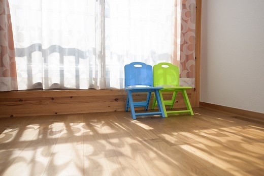 Spielzeugfreier Kindergarten: Alles rund um das Konzept