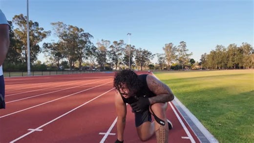 NIU ERA on Instagram: "The Impossible Mile⛽️⛑️ 1 Lap Burpees 1 Lap Bear Crawl 1 Lunges 2 Laps Run Came together to smash out a trench for our brothers & sisters @dare2adapt_ who continue to inspire the area! Grateful for the role models you all are! Not only by your actions but also your faith @outonnnalimb 🙏🏽🌱"
