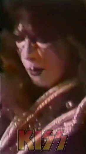 Ace Frehley Guitar Solo (Tokyo 1977)