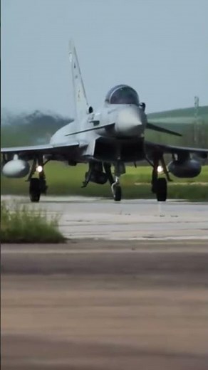 Eurofighter Typhoon Stunning Flight Display | Germany’s Powerful Fighter Jet