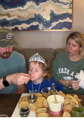 We can say with certainty that Harper is NOT a picky eater 😆 This is one #toddler who is very much into #caviar she got so upset anytime we would try to put it on a chip or cracker.. caviar bumps or nothing for that child! 👑@prestonsteele8
