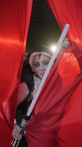 It’s showtime, baby 🎬 🤩 NYCC Day 2 starts now | New York Comic Con