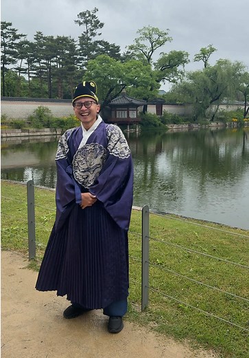 Raja Mbut Datang: Raja Naga Varian Korea Jawa - Daniel Budianto